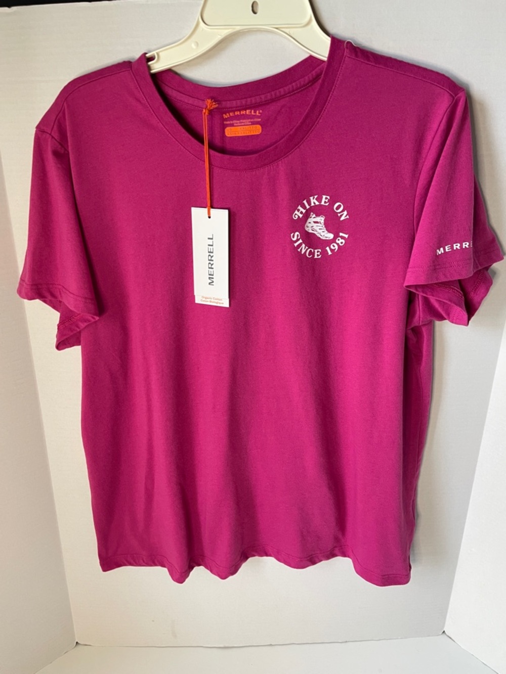 Merrell Women’s  Size XXL  Short-Sleeve Tee - 'Hike On' Graphic NWT
